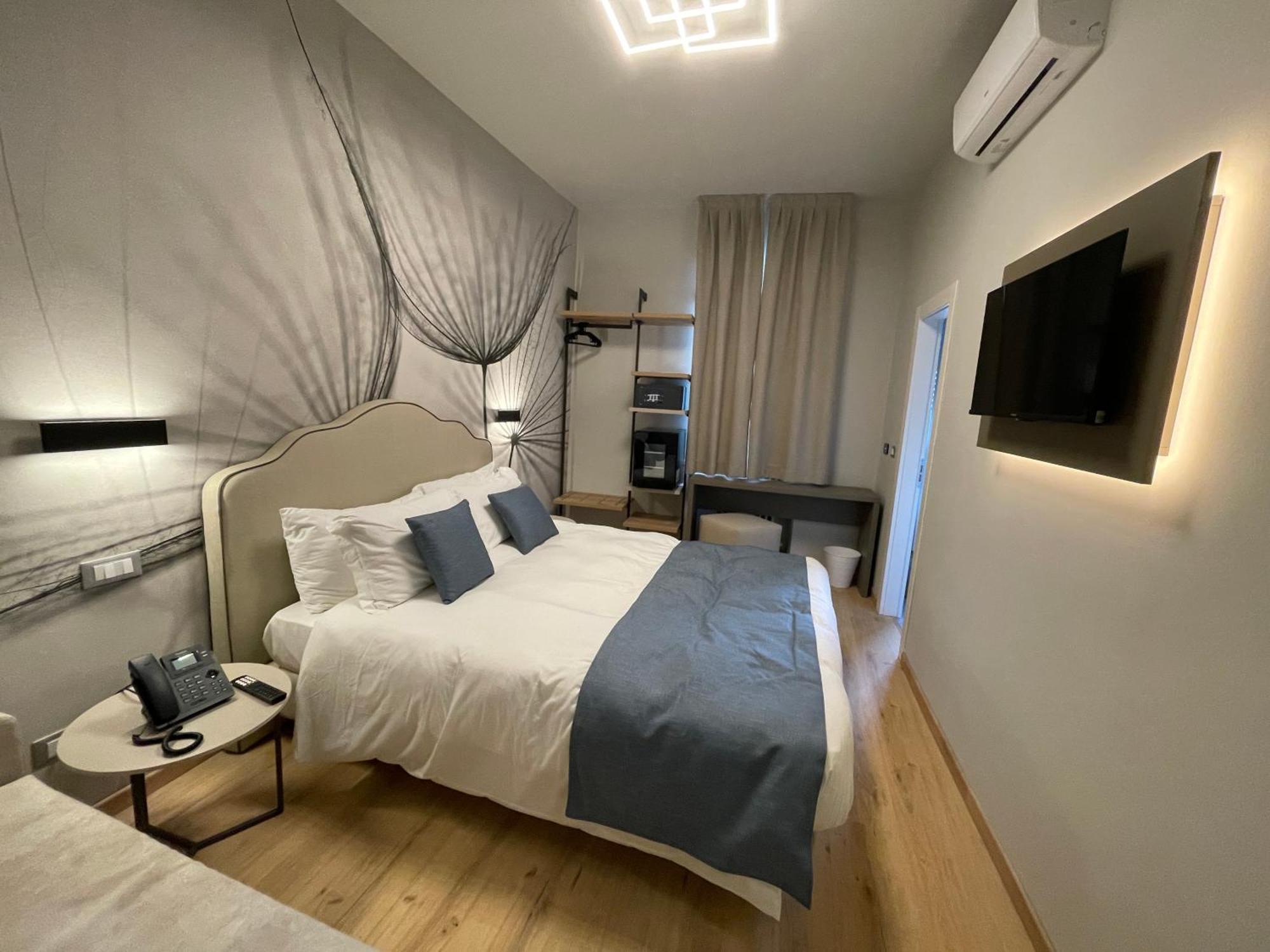 Hotel Central Giacomini Сало Экстерьер фото