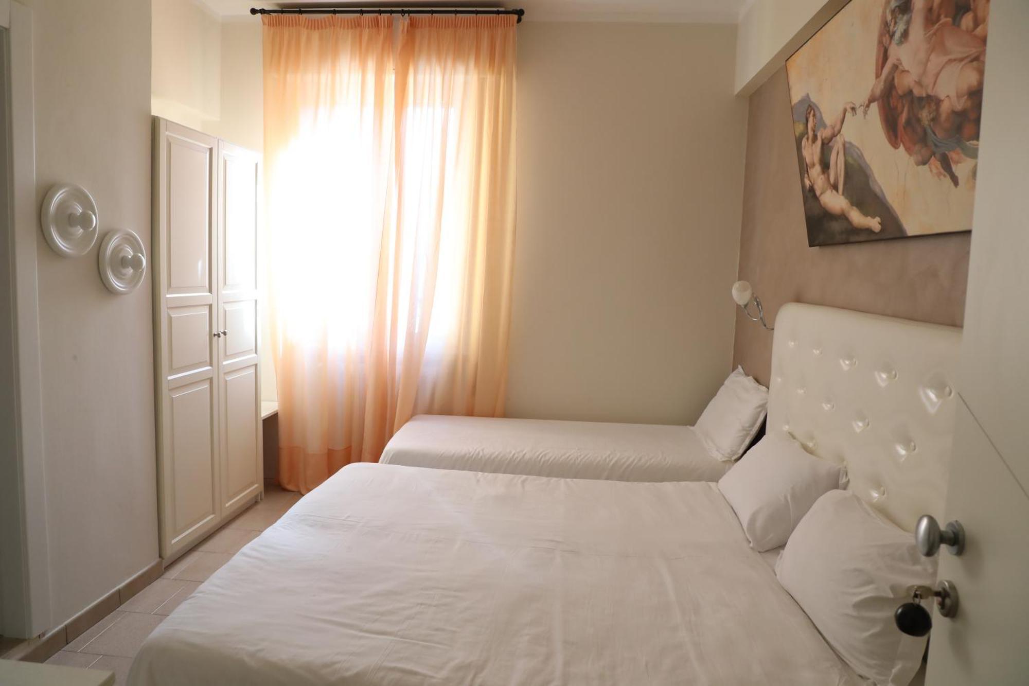 Hotel Central Giacomini Сало Экстерьер фото