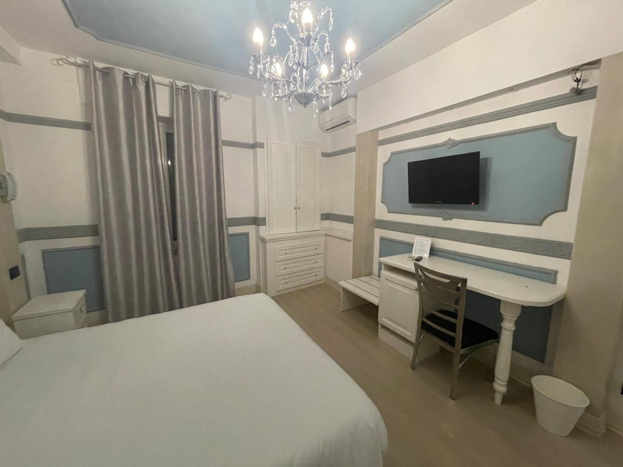 Hotel Central Giacomini Сало Экстерьер фото