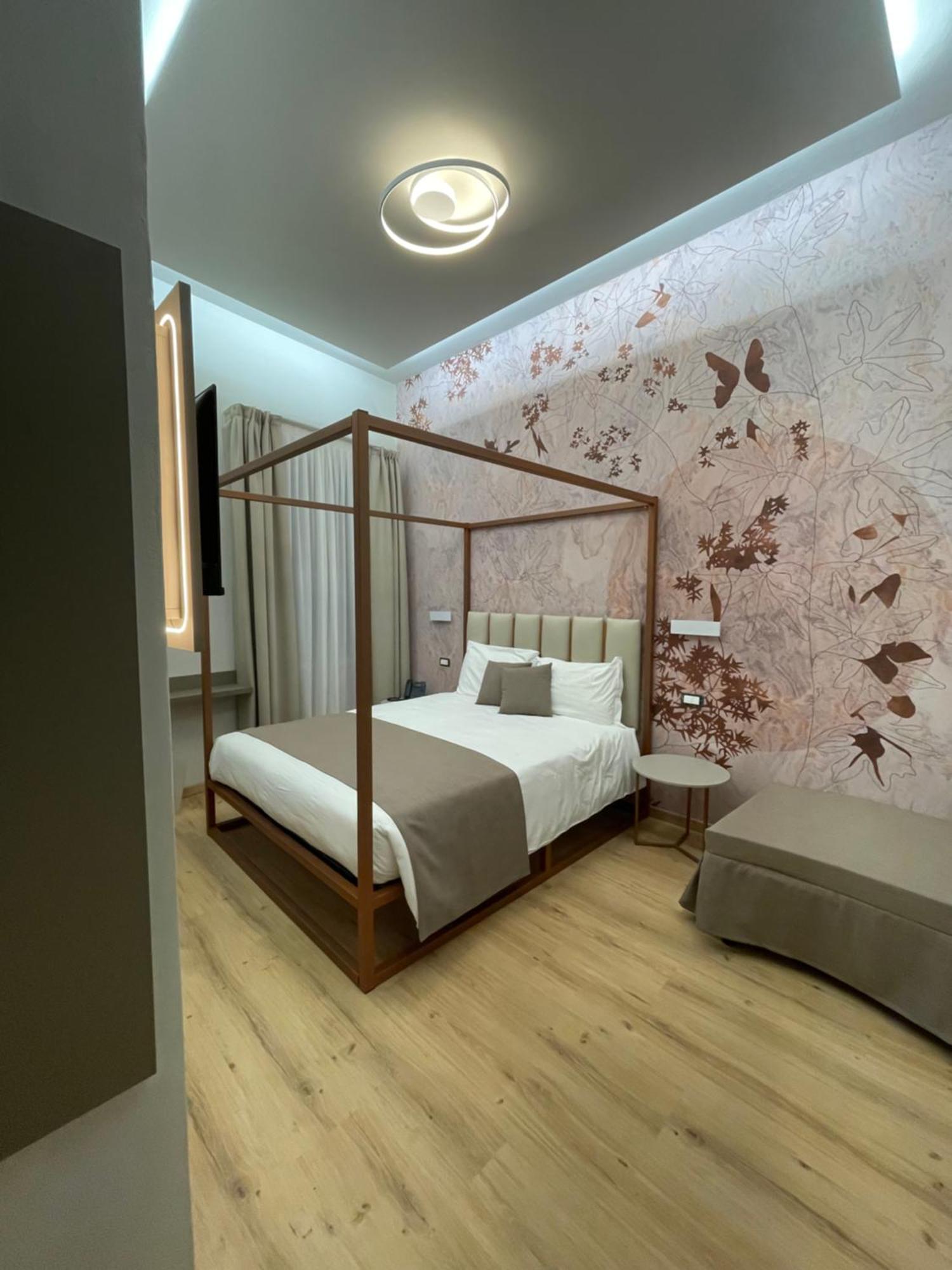 Hotel Central Giacomini Сало Экстерьер фото