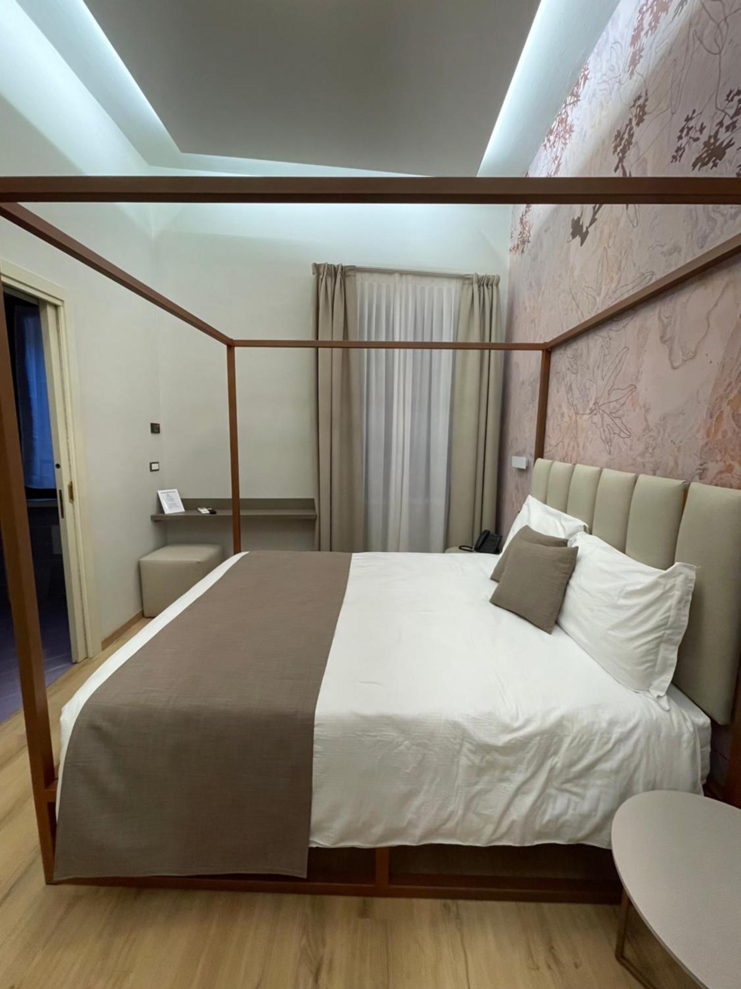 Hotel Central Giacomini Сало Экстерьер фото